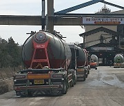 Cement supply fails to meet high demand in peak season