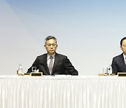 주주총회 참석한 삼성전자 사내이사진