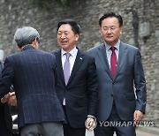 이명박 전 대통령 예방한 김기현 대표