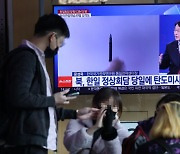 북한, 한·일 정상회담 겨냥해 동해로 ICBM 쐈다…‘화성-17형’ 추정