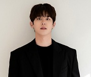 이시우 ‘종이달’ 김서형 상대역 남주 파격 캐스팅[공식]