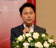 [포토]제12회 국제 비즈니스·금융컨퍼런스(IBFC)에서 발표하는 황철오 신한 베트남은행 부행장