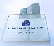 은행 흔들려도 유럽 '빅스텝'…기준금리 고민 커진 한은