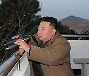 [데일리 북한] 화성-17형 쏘고, 지구 사진도 공개…"신뢰성 검증"
