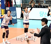 [MD포토] 한국도로공사 '플레이오프 직행'