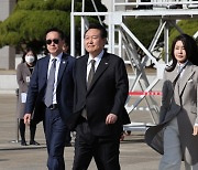 “일본·외교 지적 많아”…尹지지율 3주 연속 하락 33%[한국갤럽]
