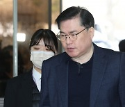 유동규, ‘김문기 눈도 안봐’ 이재명 측에 “거짓말 좀 그만”