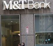 USA BANKS BOSTON