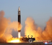 北신문 "핵무력 선제적 사용가능…美군사책동에 힘으로 제압"