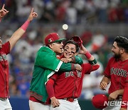 멕시코, 푸에르토리코 꺾고 첫 WBC 4강행…'일본 나와!'