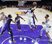 Mavericks Lakers Basketball