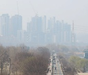 대중교통 마스크 벗는 날인데… 20일 수도권 등 미세먼지 ‘나쁨’