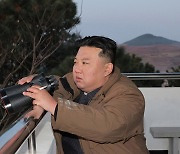 탈북자들 “김정은 핵개발로 北 주민 굶주려”