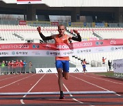 타디스, 2023 서울마라톤 남자 국제부 우승