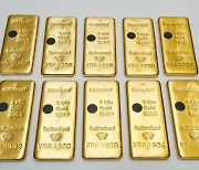 은행권 쇼크에 치솟은 금값...1년 만에 최고치