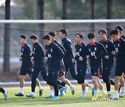 [포토] '첫 훈련 첫 런닝' 축구대표팀