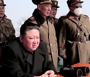 북 “전술핵 타격 훈련”…김정은 “핵, 실지 공격 수단으로”