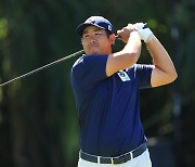 An Byeong-hun enjoys blemish free 68 to stay close to leaders at Valspar Championship