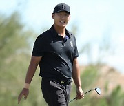 대니 리, LIV 골프 '한국계' 첫 우승… 개인·단체전 54억원 '잭팟'