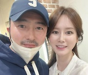 "사랑꾼 인증"…안정환, 아내 이혜원 첫 촬영 응원