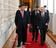시진핑·푸틴 정상회담 시작…日총리는 우크라이나 찾아