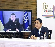일본 정부 "기시다 오늘 우크라 방문…젤렌스키와 회담 예정"