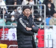 Jeonbuk's Mad Green Boys supporters club call on manager to resign