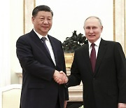 푸틴 “우크라 해법 논의”, 시진핑 “러와 가까운 관계 유지해야”