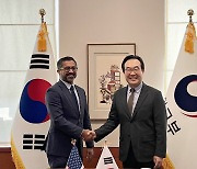 미국 국가우주위원회(NSpC) 사무총장 만난 이도훈 외교부 2차관