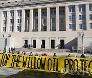 Biden Alaska Oil Protest