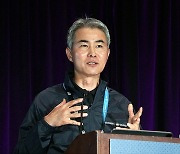[포토] 전세계 개발자 앞에 선 위메이드 장현국 대표