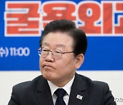"이해할 수 없는 국가원수"…이재명, 檢 기소에 尹 때리기로 맞대응