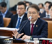MZ노조 다시 만난 고용장관 "미래세대 위한 노동개혁 완수"