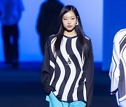 [bnt포토] 모델 박예진 '패턴으로 만들어낸 독특함'(오디너리 피플 컬렉션)