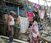 폭우에 지진까지…에콰도르 국토 절반 비상사태 선포