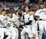 일본 '전승 우승' 이끈 오타니 "전 세계가 야구를 더 좋아하길"