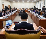 ‘K칩스법’ 기재위 통과…30일 본회의 처리