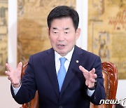 김진표 "정치개혁 대장정 시작…선거제 개편안, 4월 내 처리"