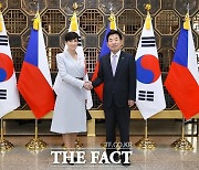 김진표 의장, 체코 하원의장과 회담…'원전 세일즈'