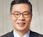 ‘증권가 연봉킹’ 정일문 한투증권 대표, 작년 55억원…2위 최현만 미래에셋 회장