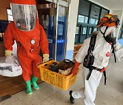 천안 한 중학교서 유독성 화학물질 유출… 7명 병원 이송