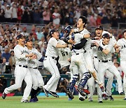 오타니 ‘만화같은 야구’에… 일본 ‘열광의 도가니’