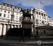 [속보] 영국 중앙은행 기준금리 0.25%포인트 인상…연 4.25%