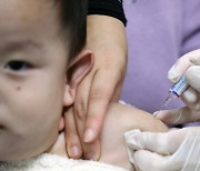 독감 여전히 유행, RSV 기승…"어린이·임산부 미접종자 백신 맞아야"
