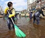 김미경 은평구청장, 주민과 함께 봄맞이 대청소