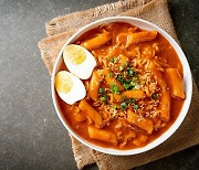 [쿠킹]비빔밥과 불고기에 이은, K-푸드 2.0의 주역 ‘떡볶이・치킨・라면’