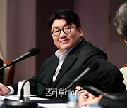 하이브, SM 주식 전량 카카오 공개매수 참여…1100억대 차익 전망