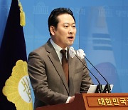 “한동훈 탄핵·민형배 복당 외치는 민주당 뻔뻔함”...여당 논평 잇따라