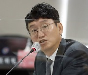 '비윤' 김웅 "'멍청한 정책'에 국민이 '오해'한다고? 권력자 오만해진 신호"