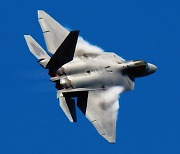세계 최강 전투기 F-22, 한국 중고 도입 찬스